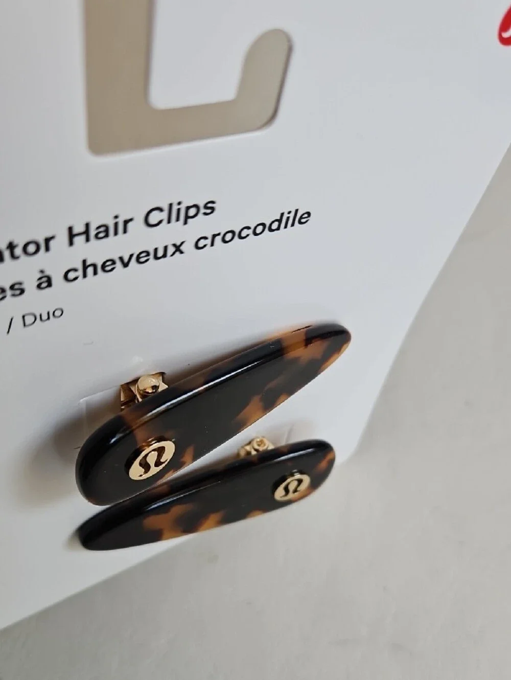 lululemon Tortoiseshell Hair Clips with Gold Logo - Brown & Black